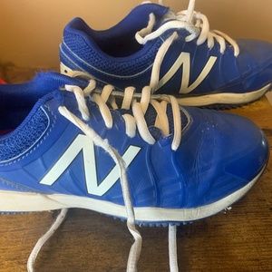 Baseball cleats